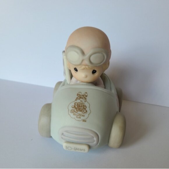 Vintage Precious Moments Collectors Club 10 Year Old Car Collectible Figurine - Picture 5 of 13